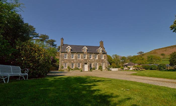 Llanfendigaid House